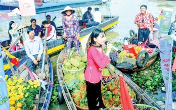 Cai Rang floating market culture festival 2019 opens in Can Tho city
