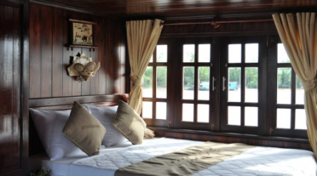 3 Day Mekong Cruise Tour – Mekong River Cruise : Saigon – Cai Be – Sa Dec – Can Tho – Saigon