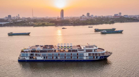 MEKONG CRUISE TOUR
