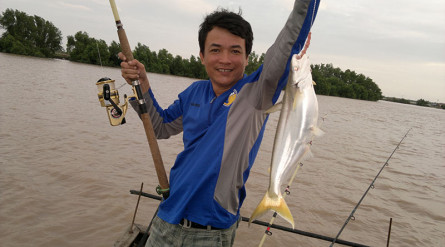 Mekong Eco Tour: Overnight Fishing in Mekong River (Code: MK1-FISHING)