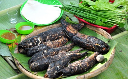 Grilled snakehead fish in South Vietnam (special in Mekong Delta)- MEKONG ECO TOUR