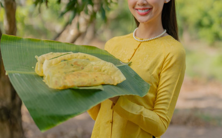 Miss Intercontinental 2022 with pancakes